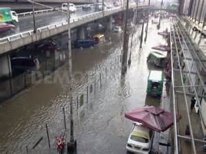 Flooded EDSA.jpg